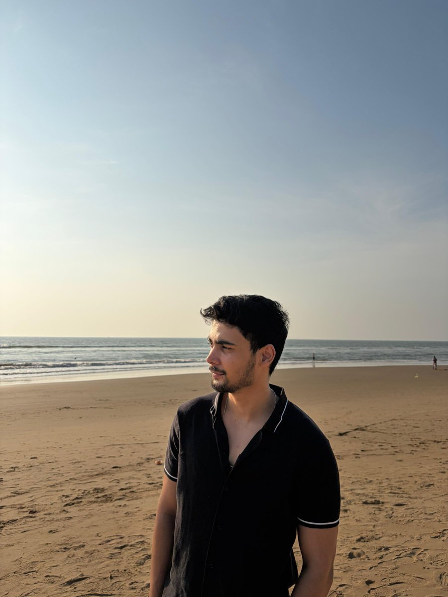 adityadave89's tweet photo. Postcards from Gokarna☀️🌊 https://t.co/FvMo7FraFi