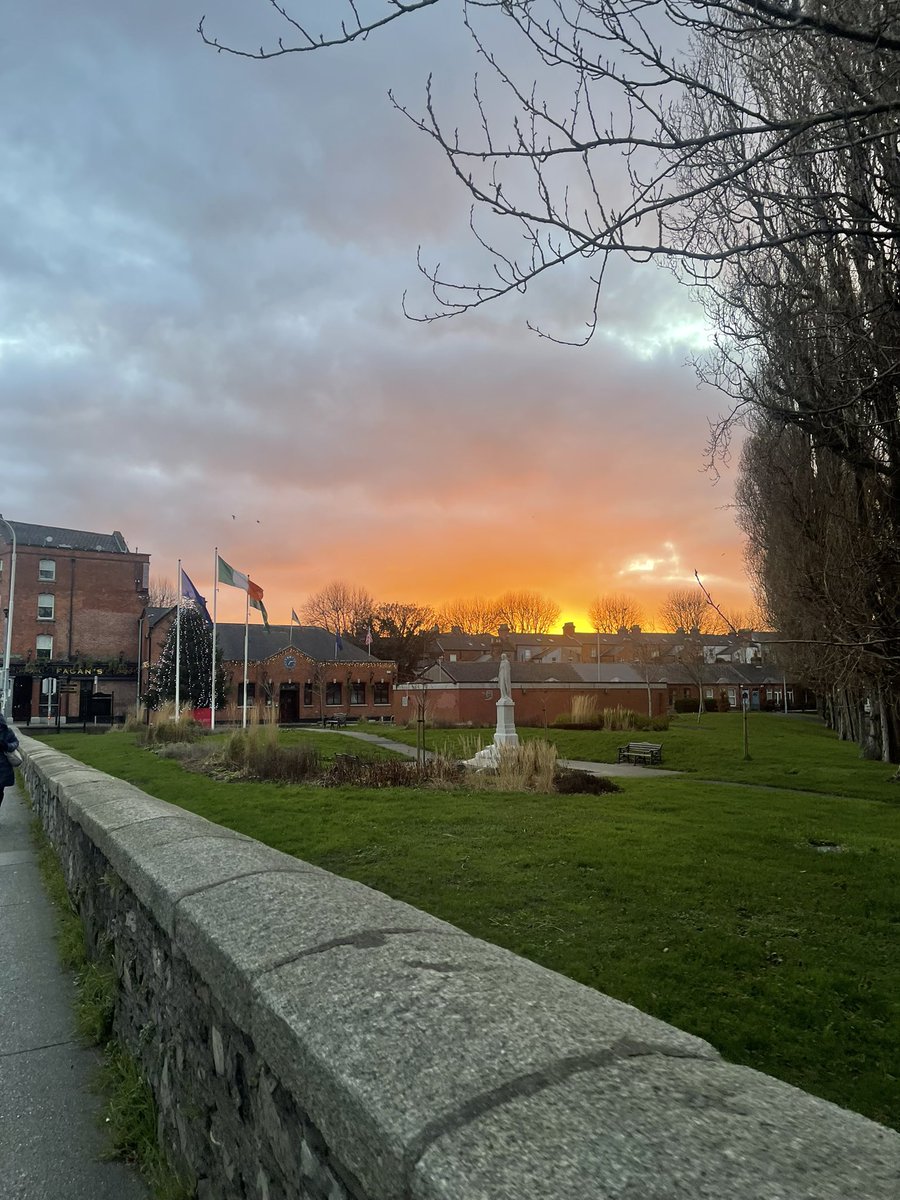 vnessaolv's tweet photo. Esse céu nem precisa de filtro https://t.co/ne2BzVAxVq