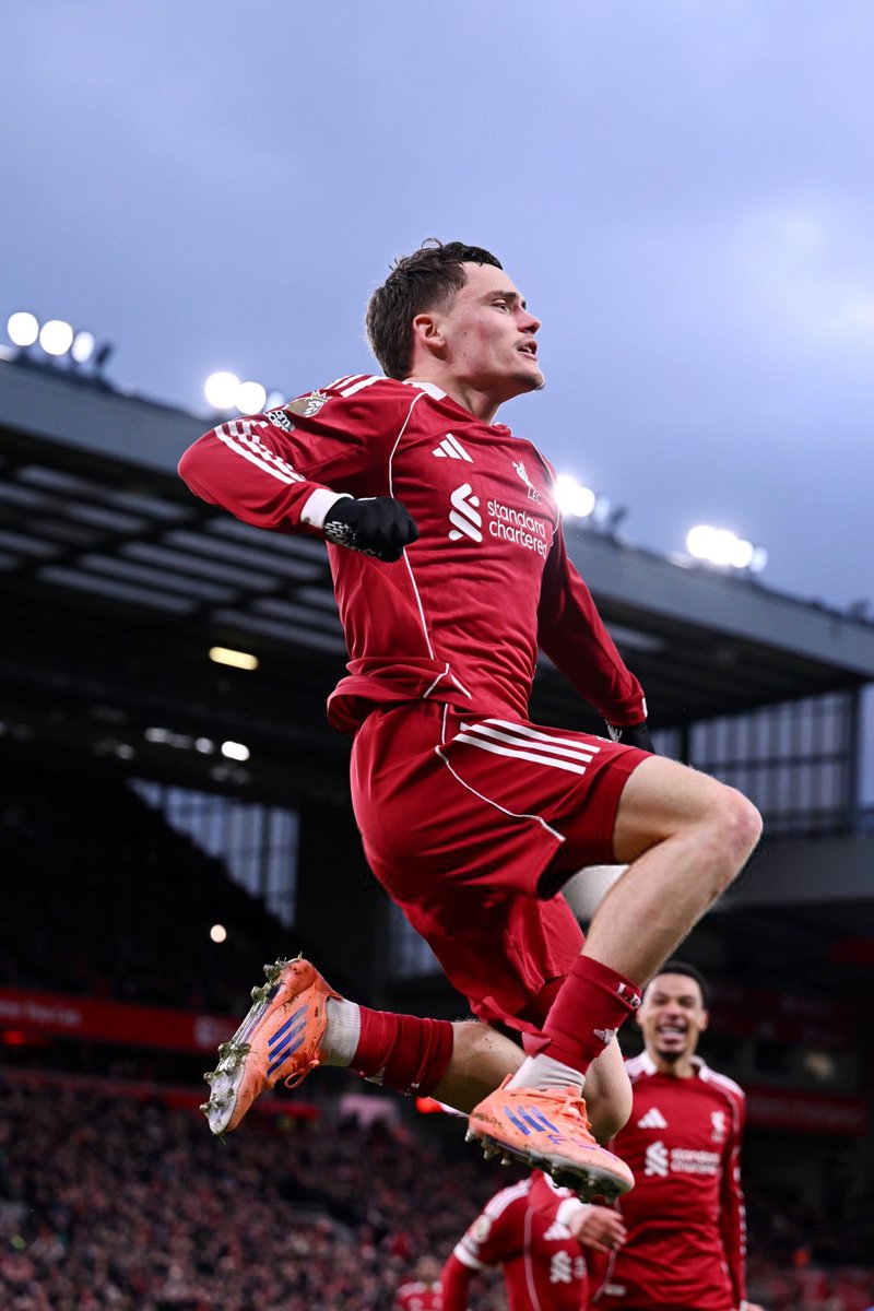 The Touchline | 𝐓 tweet media