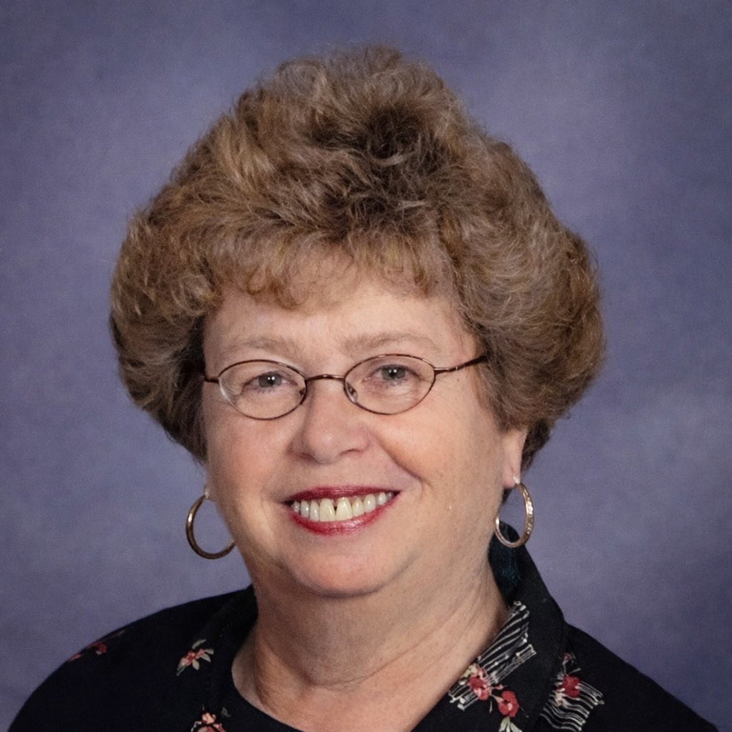 ForbesWakeHoops's tweet image. My mom joined my dad in heaven yesterday at 1:20pm. My brother and my sister were by her side when she peacefully passed away. Today is the first day of my life where I no longer have the ability to speak to either one of my parents. That is a sad and empty feeling. God Bless 🙏