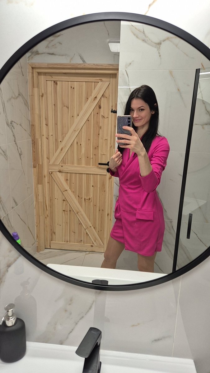 Marta Peonly tweet media