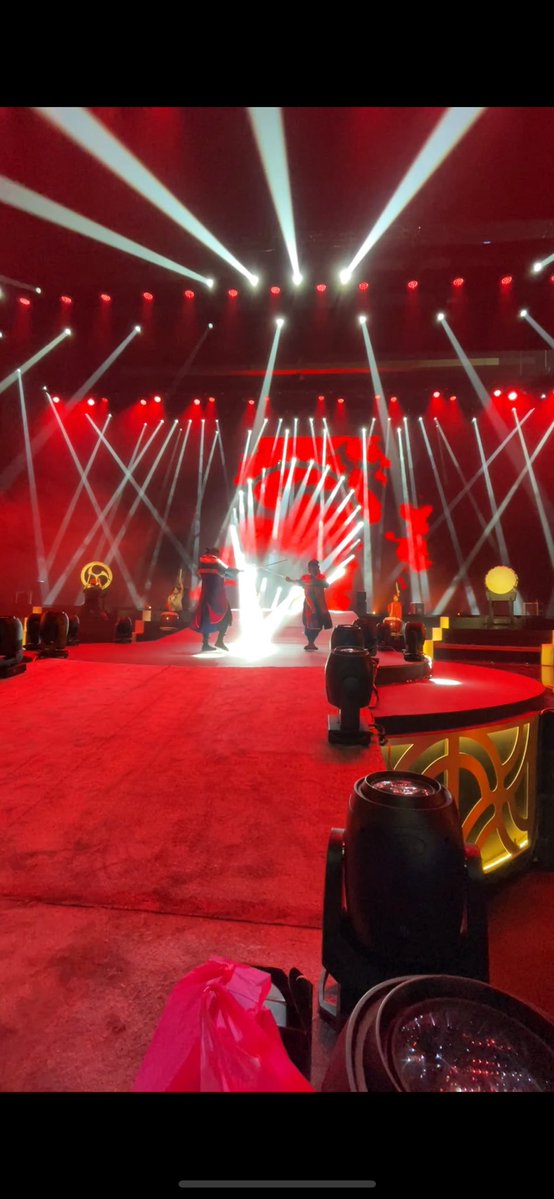 E4%BA%95%E4%B8%8A%E9%81%B8%E6%89%8B