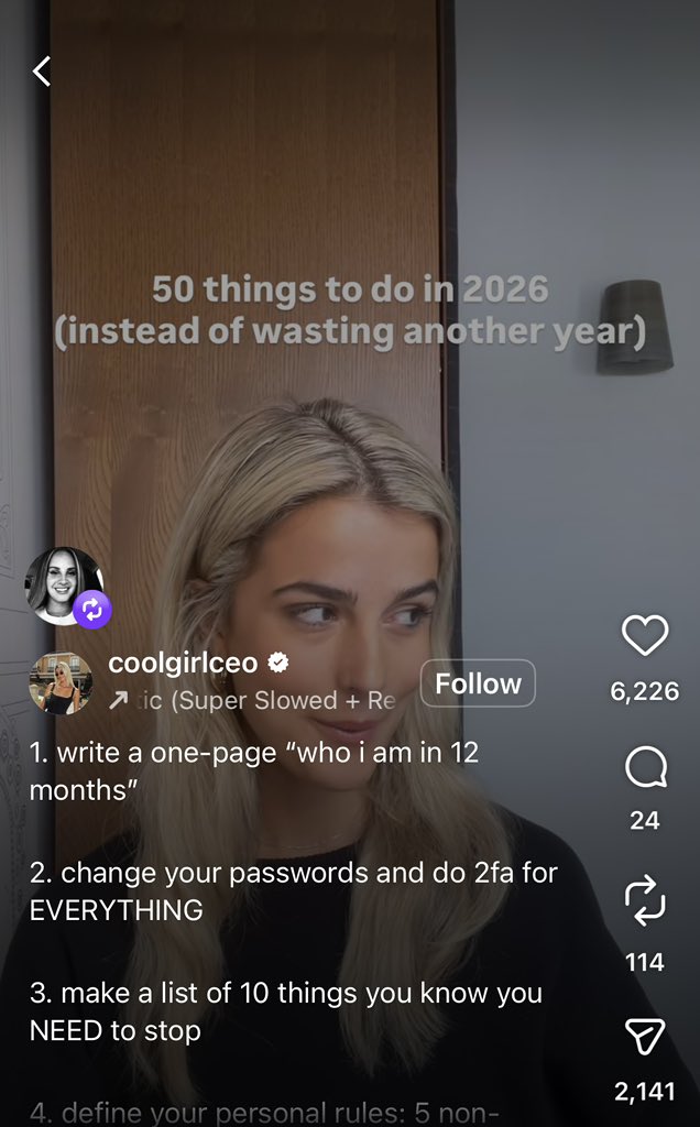 Lana Charts tweet media