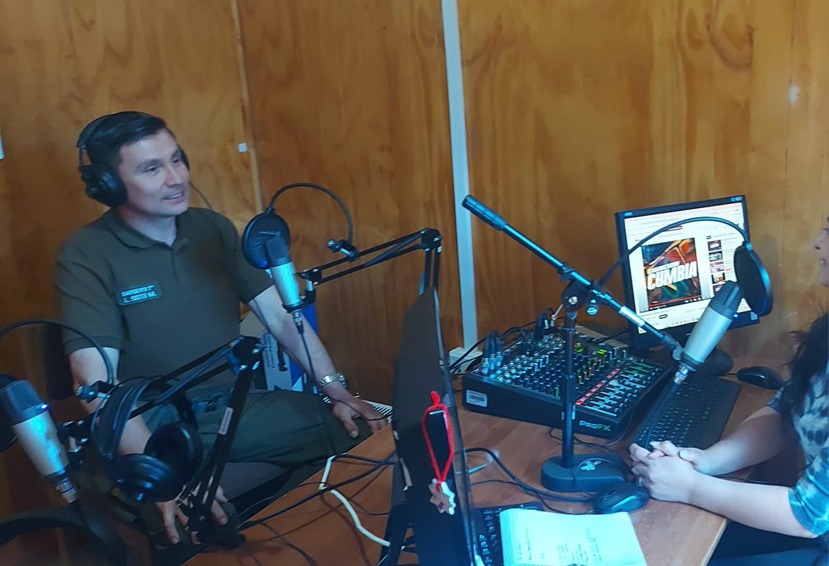 Carab_Aysen's tweet image. Durante Navidad y Año Nuevo, Carabineros del Retén Lago Verde reforzaron labores preventivas, con controles vehiculares, fiscalización a locales y patrullajes, para prevenir delitos y entregar mayor seguridad y tranquilidad a la comunidad. 🚔🎄🎆
#Prevención #CarabinerosDeTodos