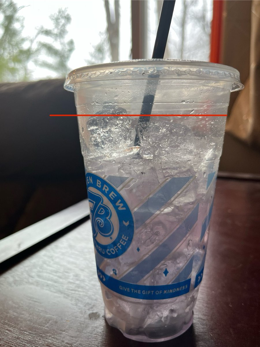 JA_317's tweet photo. @7BrewCoffee just for future reference, does this qualify as “light ice”? If I hadn’t asked for light ice would the cup have been filled all the way to the top with ice? 
I didn’t pay $5 for a cup that’s 80% ice. I really like your drinks but this is ridiculous. https://t.co/cEj6BK0Qkm