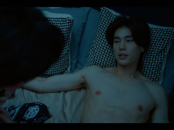 moonsmate's tweet image. Peach’s sultry eyes— spreading himself, opened his legs wide— arm locked in Thee’s nape and head— oh Peach, you are a certified omega bottom, ready to be devoured and so breedable 

#MeAndTheeSeriesEP7