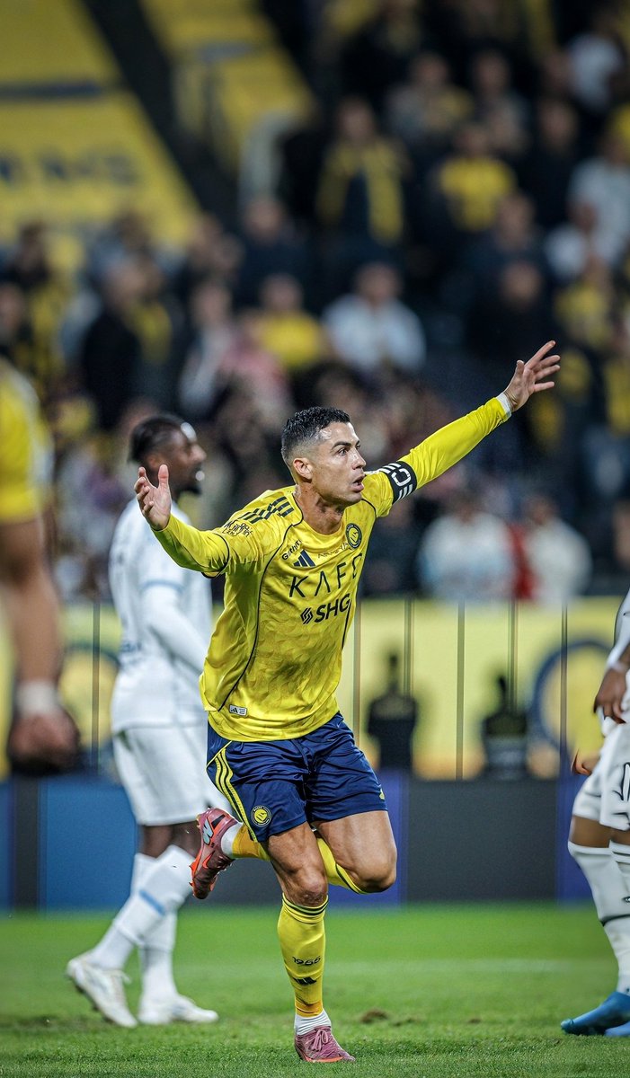 Akil_4k_Edits's tweet photo. Cristiano Ronaldo 
956 Goals 💛

#CristianoRonaldo #4Kwallpaper https://t.co/VhPTrCXKF7