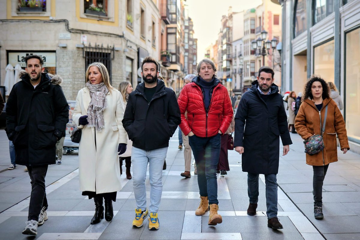 🗣️ <a href="/cmmsoria/">Carlos Martínez Mínguez / ❤️</a>: “El Grinch de Castilla y León se llama Fernández Mañueco”. 

❌ Después de 38 años “castigados”, no debemos asumir como inevitables la despoblación, los desastres naturales o la falta de oncólogos.

💪🏼  La única alternativa de cambio real en nuestra Comunidad es