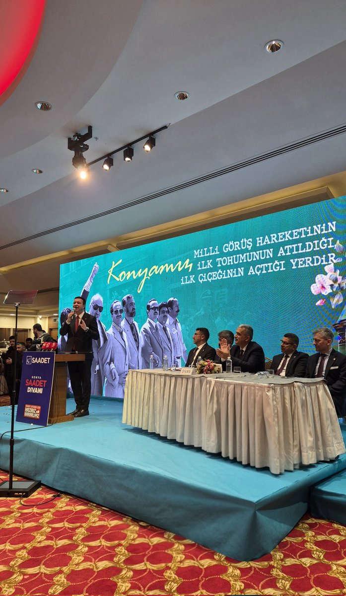 Milli Görüş Hareketinin ilk tohumunun atıldığı,ilk çiçeğinin açtığı yerde,kıymetli Genel Başkanımız Mahmut Arıkan'ı dinliyoruz...
Yaşanabilir bir Türkiye'yi yeniden inşa edeceğiz...
<a href="/mahmutarikansp/">Mahmut Arıkan</a>