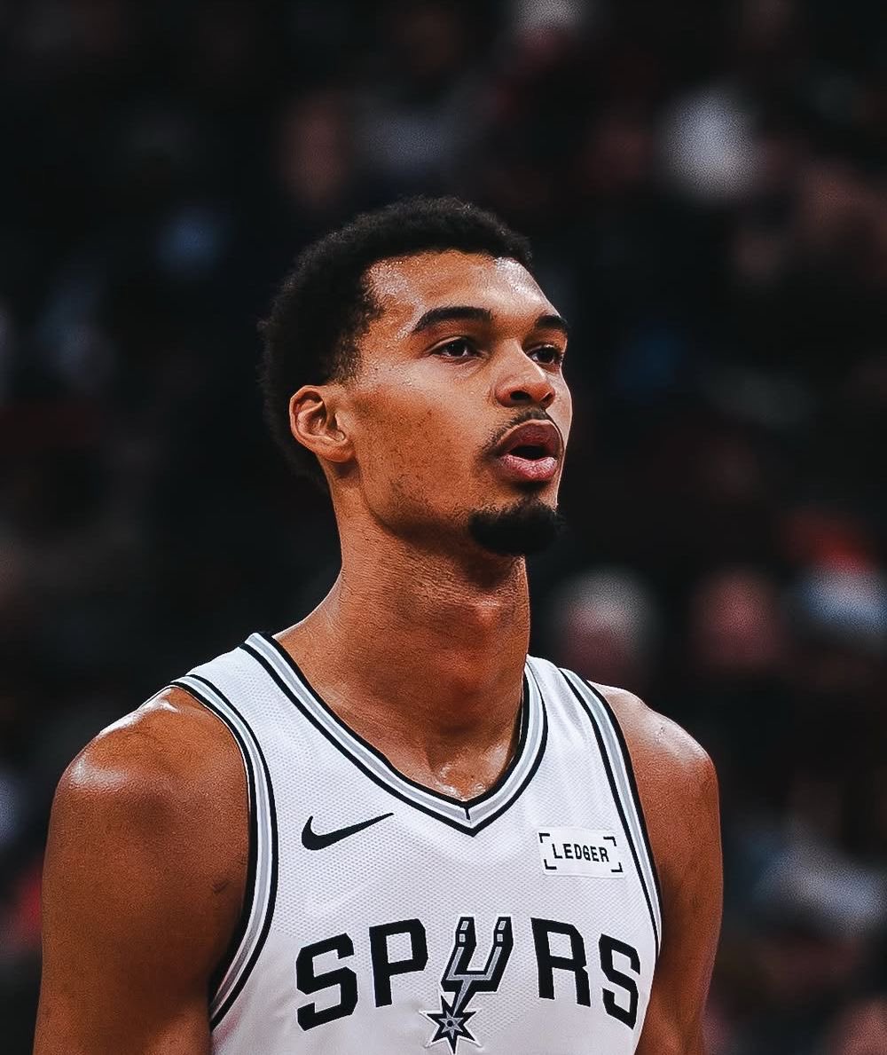 FrenchRapUS's tweet image. 🚨 La légende Shaquille O’Neal n’a aucun doute : Victor Wembanyama dominera la NBA pendant plusieurs décennies ! 

"Wemby va remporter au moins 10 titres NBA avant de prendre sa retraite. C'est le minimum." 😳