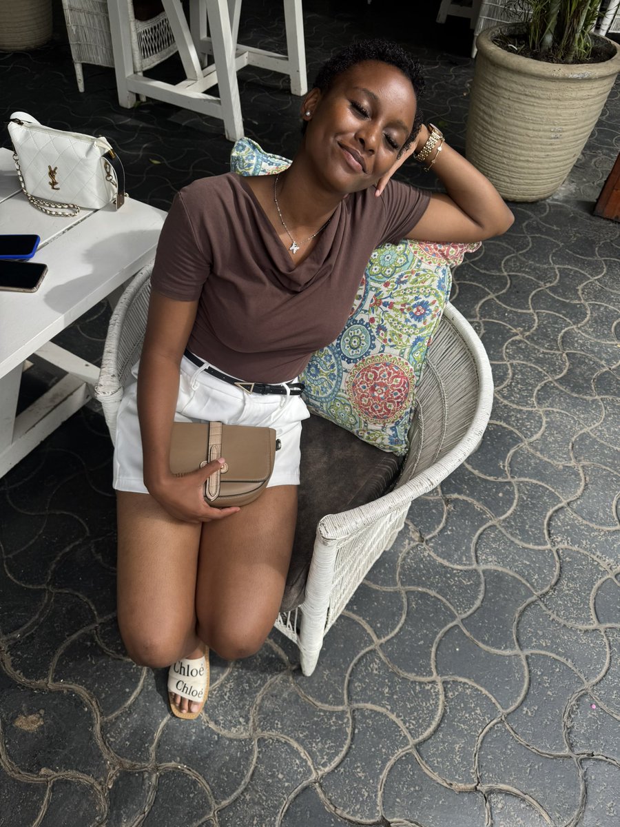 Rosé🇿🇲 tweet media