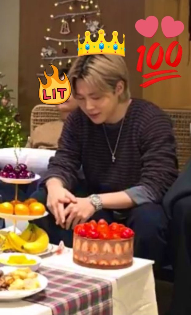 andreaq2013's tweet photo. THE KING OF THE KING #PARKJIMIN 🐣 💫 ✨️ 👑 
CONGRATULATIONS JIMIN 
JIMIN JIMIN 
ONLY KING JIMIN 👑 #LEGENG #ICONIC https://t.co/osMSSnMflE