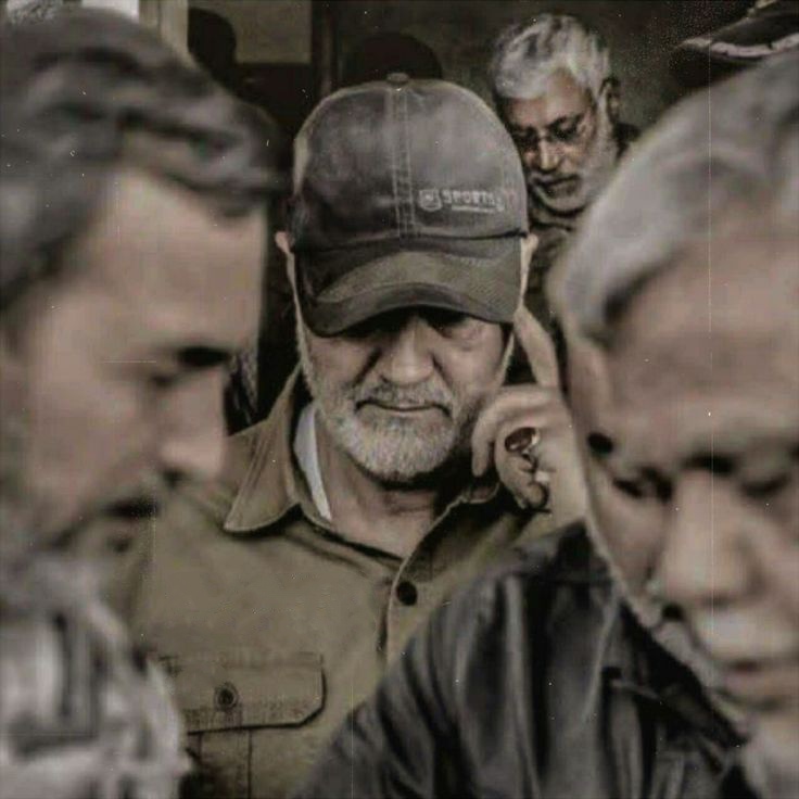 حاج قاسم سلبریتی نبود، اسطوره بود. 
فرقش اینه: سلبریتی برای «دیده شدن» تلاش میکنه، اسطوره برای اثرگذاری.
#رفیق_خوب_ما 
#ایرانمرد