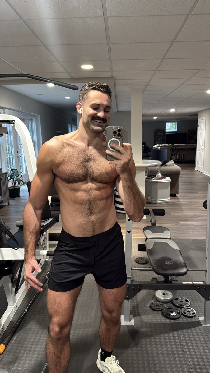 Michael Flinch tweet media