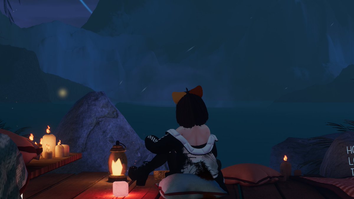 I haven't done a proper VR Avi 2.0 Reveal yet~

How about next week? You free, Jan 1st? 

It's a date~💕

#VRChat