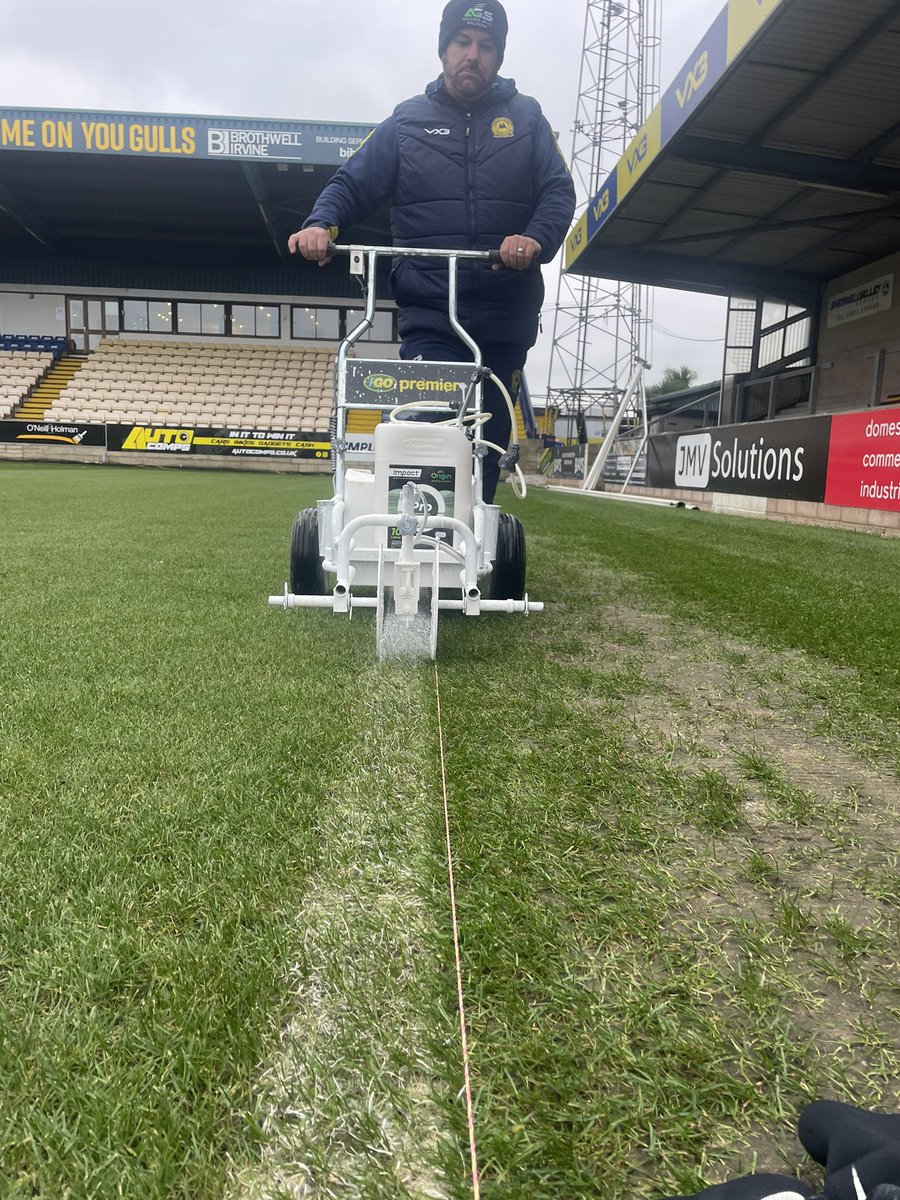 Boxing Day pitch preparation with my mate Matt some serious hours put in over Past few weeks but wouldn’t have it any other way 💛💙