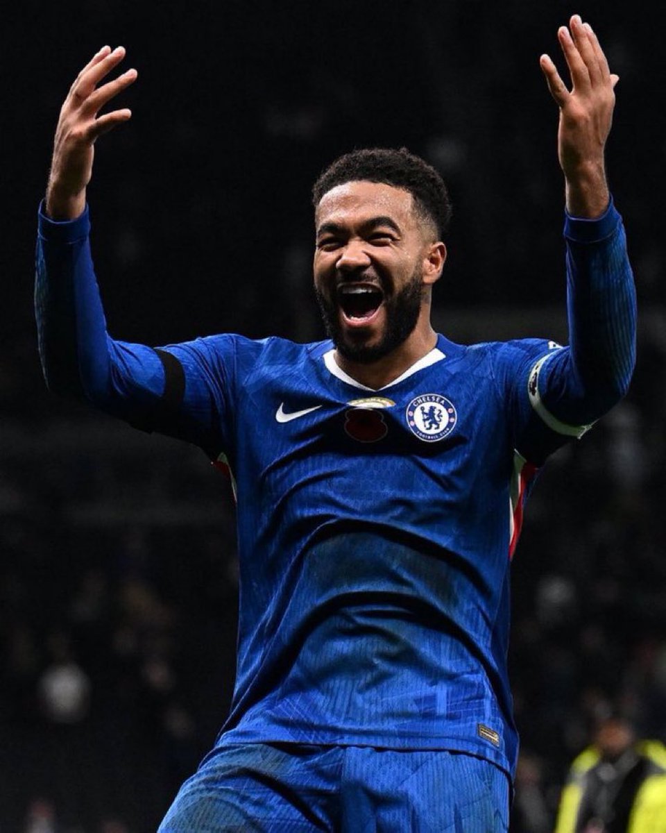 FizzyApex's tweet image. Reeeece 💙💙💙🔥🔥