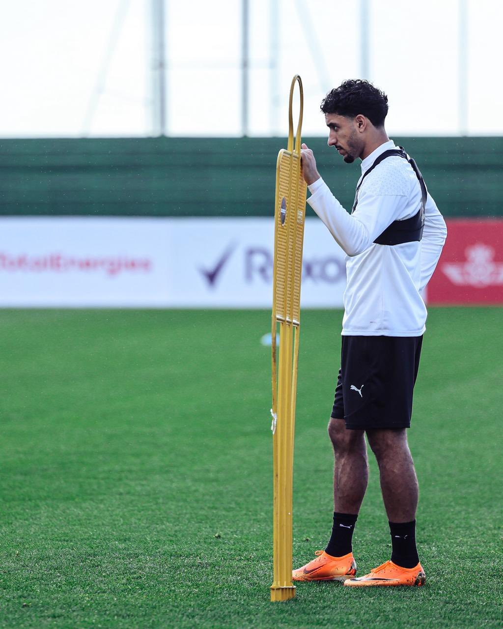 بدون ظهور محمد صلاح.. لقطات من مران منتخب مصر اليوم استعدادًا لمباراة أنجولا يوم الإثنين في ختام دور المجموعات بكأس الأمم الإفريقية 