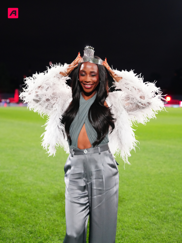 athlos's tweet image. The happiest of birthdays to THE standard of Track &amp;amp; Field, @realshellyannfp  🐐

3X Olympic Gold Medalist, 10x World Champion, Philanthropist ... and the list goes on and on! 👑