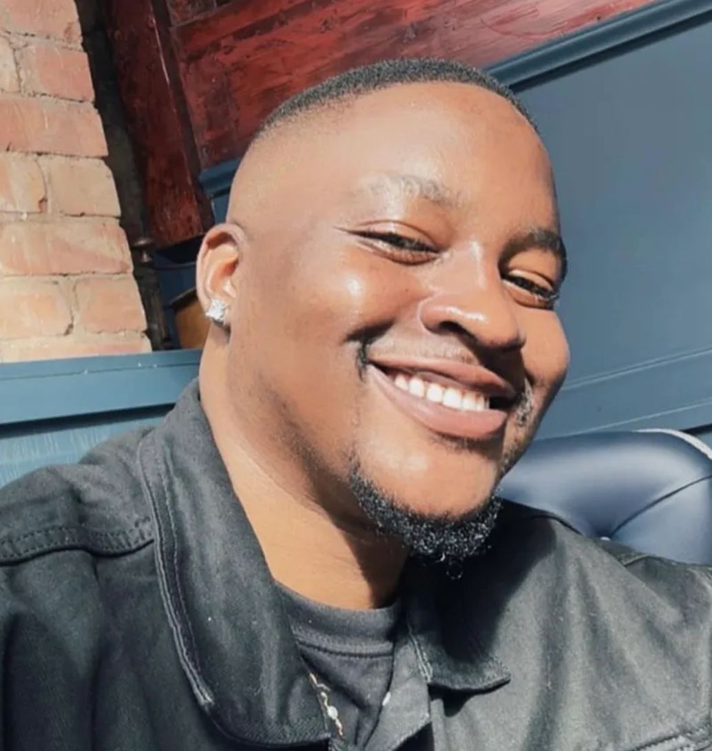 CashWrite's tweet photo. Anybody knows this guy? He just robbed my daughter...almost killed her. His name is Joel from Venda...apparently. https://t.co/OVSm4wLPXu