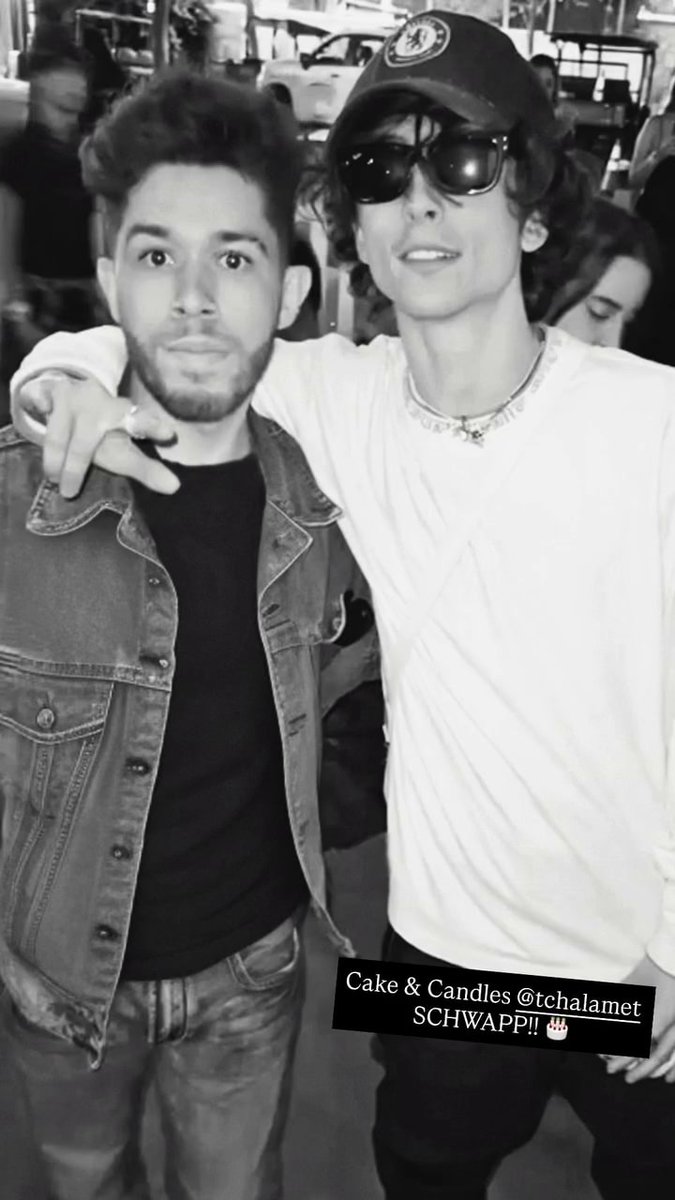 ChalametBRA's tweet photo. "Bolo & Velas tchalamet
SCHWAPP!! 🎂"
shotbyorion via Instagram Stories
#timotheebday https://t.co/SA5fjo3vbC