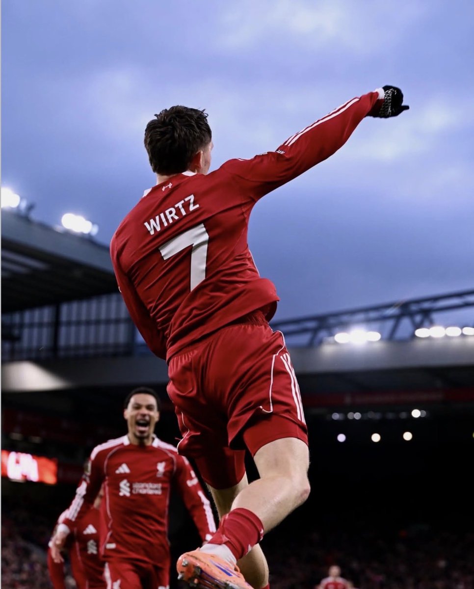 Düşünsene bir gün Galatasaray la adı anılıyor 
#Florian Wirtz