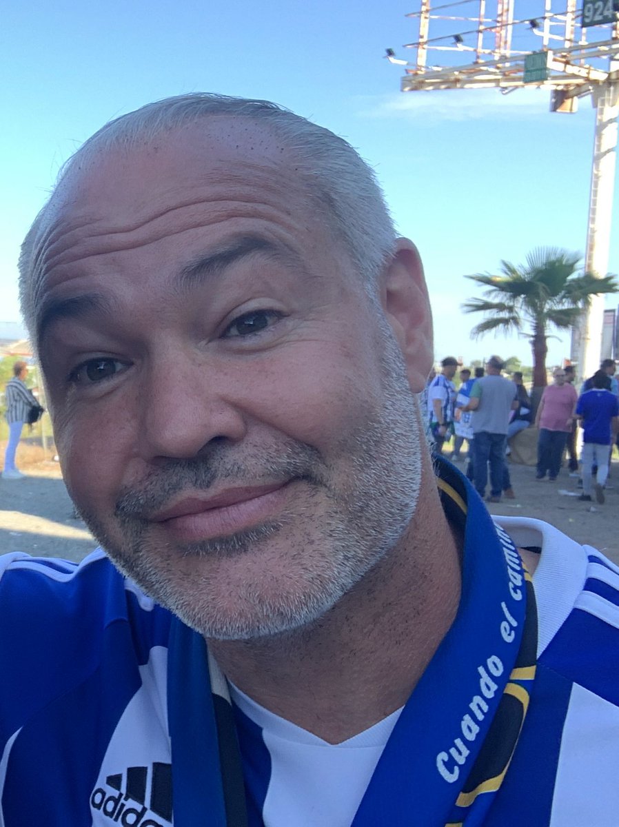 En Momentos dificiles todos apoyamos no miramos el color del equipo , sino 1 Universal el del Balón , el de las gradas ahora más que nunca Pedimos que oremos por este Fiel Seguidor del <a href="/recreoficial/">RC Recreativo de Huelva</a> y de su peña <a href="/FrenteOnuba83/">Frente Onuba</a> y a todos sus allegados vamos jairo estamos contigo.