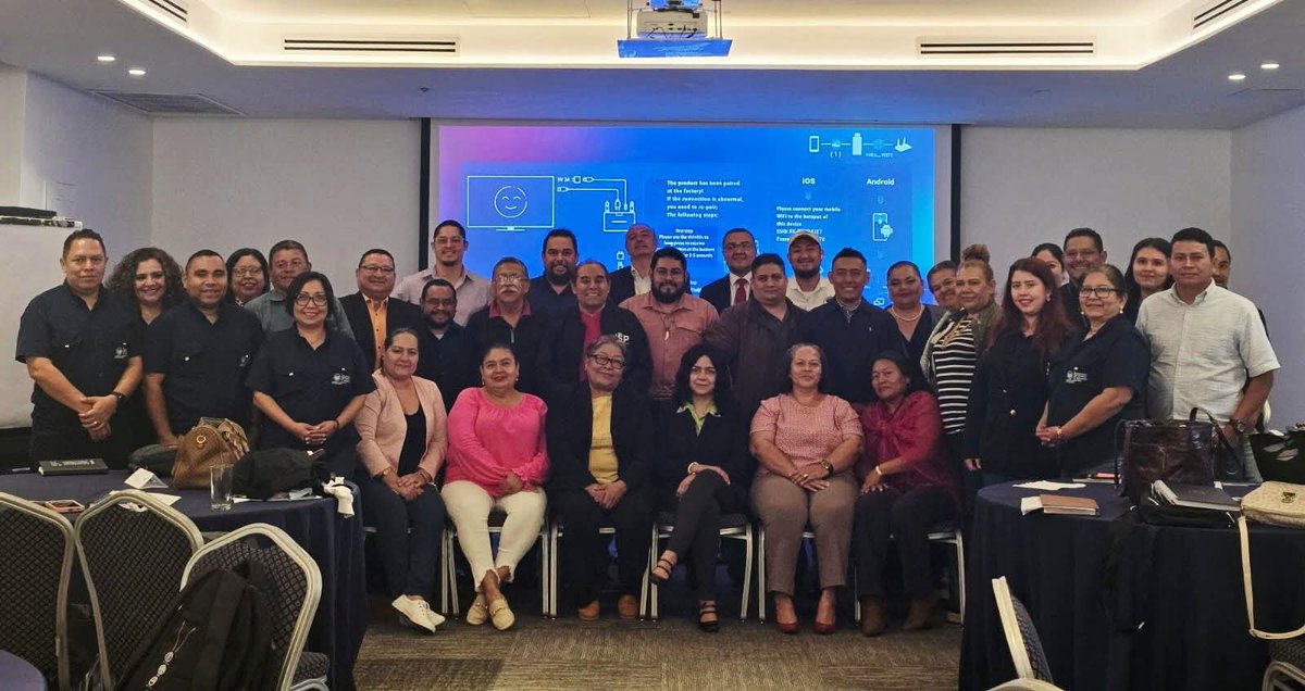 UnidadSindical_'s tweet image. Nuestras juntas confederales participaron en el Taller de Plan Estratégico Institucional 2025-2029.

Junto a la OIT América Central (@OITnoticias) y El Ministerio de Trabajo.

Definiendo acciones para fortalecer el empleo decente, la defensa de derechos laborales y el diálogo…