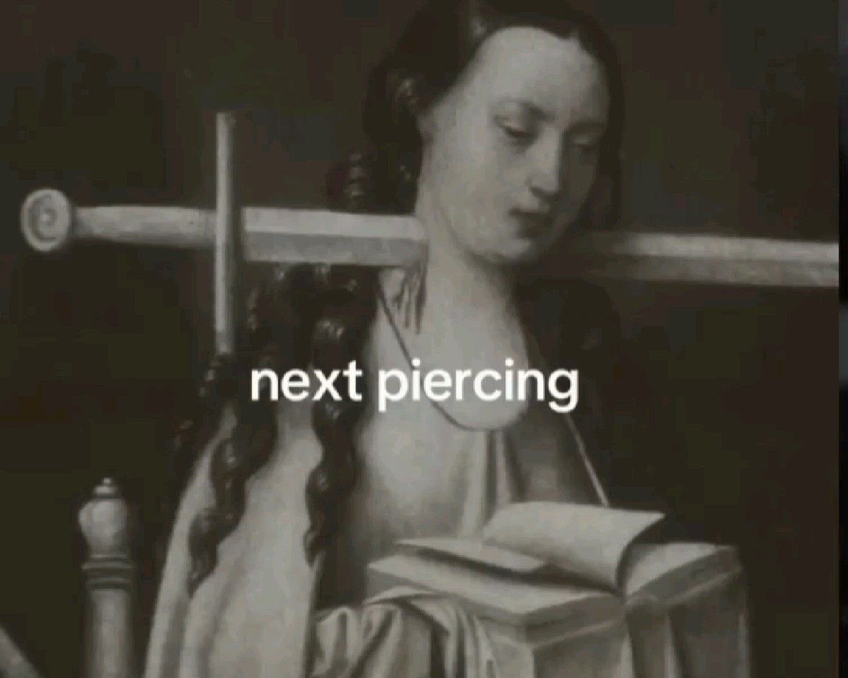 whotfisjovana's tweet image. 