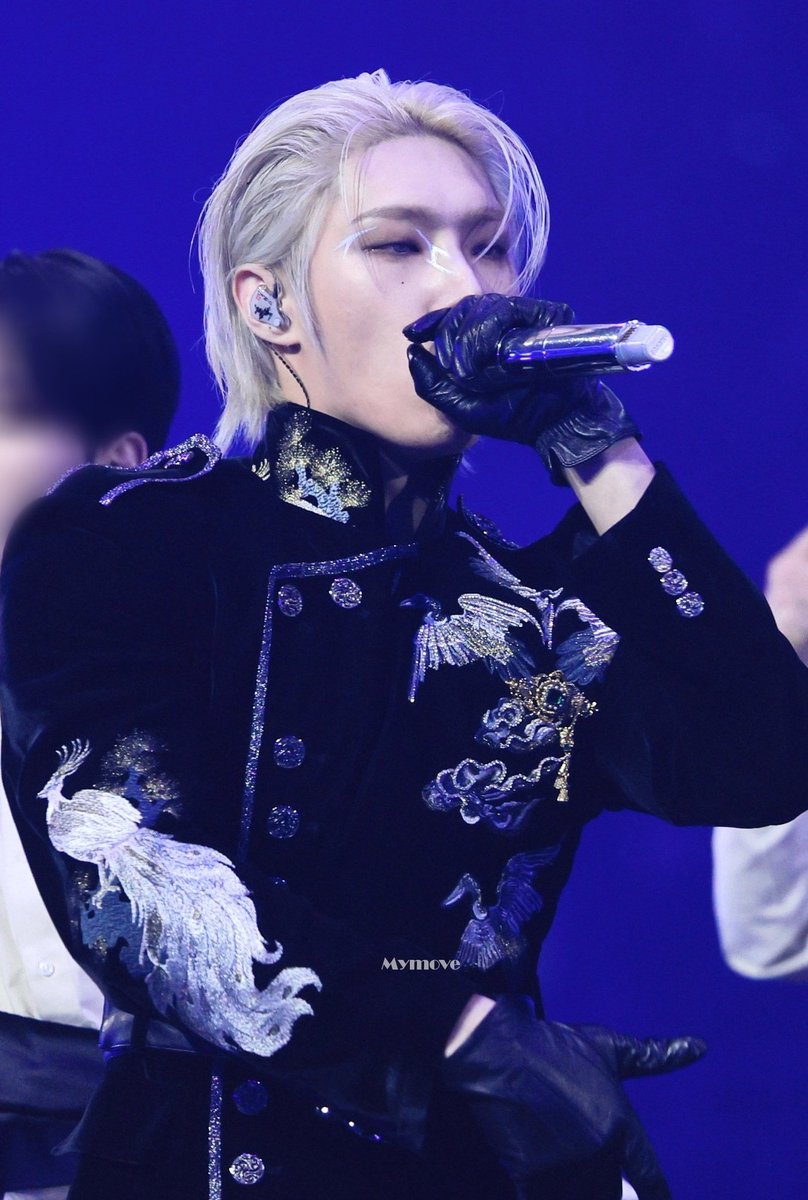 ไอเดียเพ้นท์ตาเป็นของซองฮวา พอปรึกษาทีมเมคอัพแล้วสรุปกันว่าถ้าเพ้นท์มากกว่าหนึ่งคนน่าจะเข้าท่ากว่า เลยลองถามว่ามีใครสนใจเพ้นท์ตามั้ย ถ้าไม่มีเมมเบอร์คนไหนอยากเพ้นม์ตาพี่หวาก็จะไม่เพ้นท์ด้วย สรุปคนนั้นคือมินกิสินะ อย่างเท่อะครับ