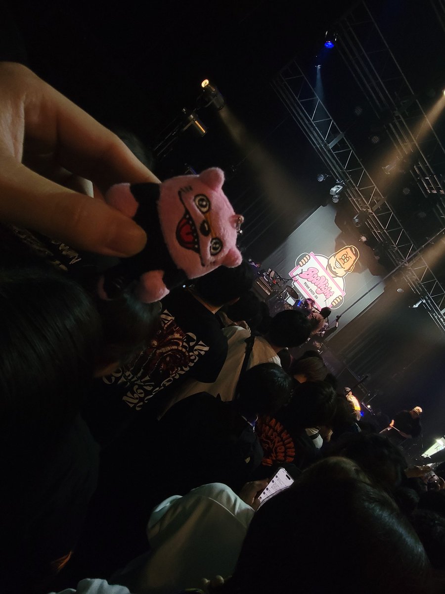 Armada38669750's tweet photo. #BooNightTour クソ最高👍
THE＆めっちゃ良かったけどセトリどこ(゜Д゜≡゜Д゜)? https://t.co/bp9gNXO6WR