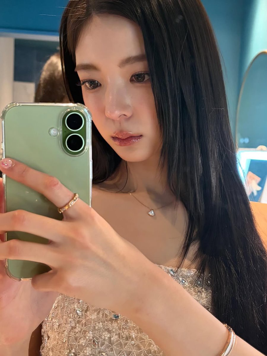 jisupics's tweet image. #LIA lia_loves___ instagram update