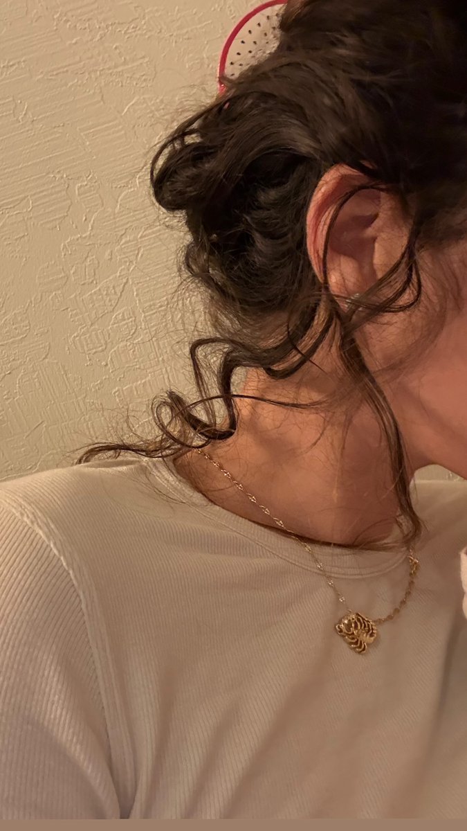 Princess! Emily Badder via Instagram Stories.