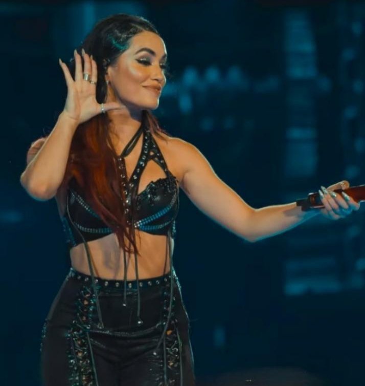 QUE LO VENGAN A VER
QUE LO VENGAN A VER
TODOS LOS QUE DECÍAN 
QUE LALI NUNCA IBA A PODER