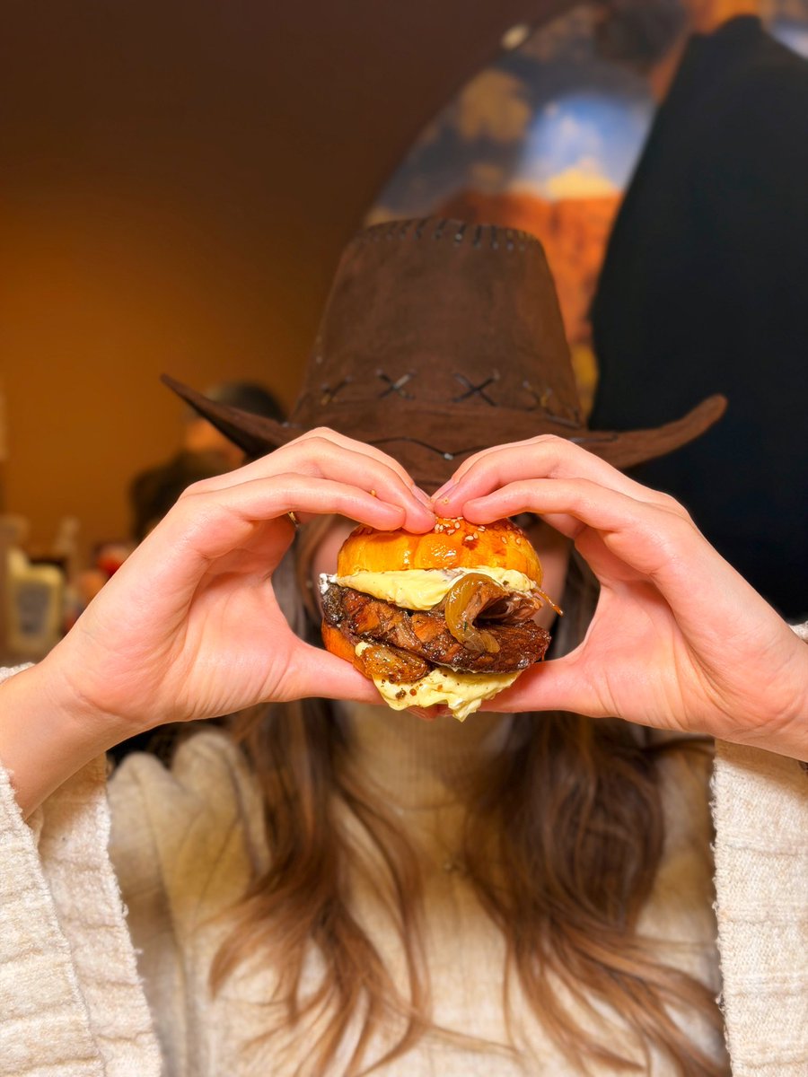 Ankara’da Dallas konseptli Herds Burger 2’nci şubesini  Hoşdere caddesine açıldı.