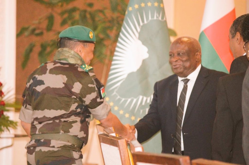 S.E. Domitien NDAYIZEYE tweet media