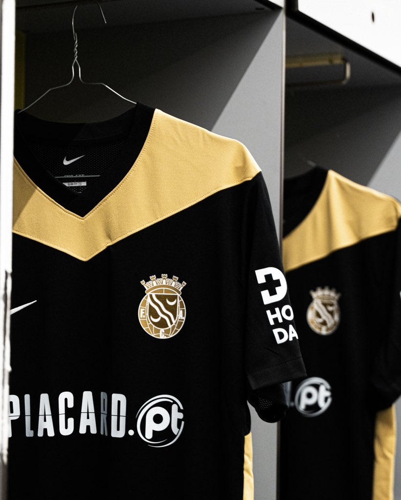 FCAlverca's tweet photo. As nossas cores para hoje ⚫️🟡 

#EPFCA https://t.co/khLGHIzxkP