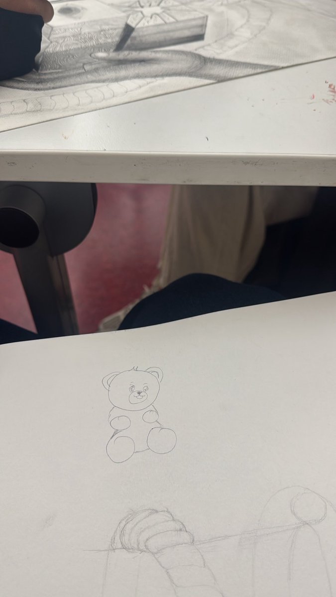 مستغربين كيف خلصت الفاينل بسرعة 
بس حرفيا الفاينل حقنا كان كذا