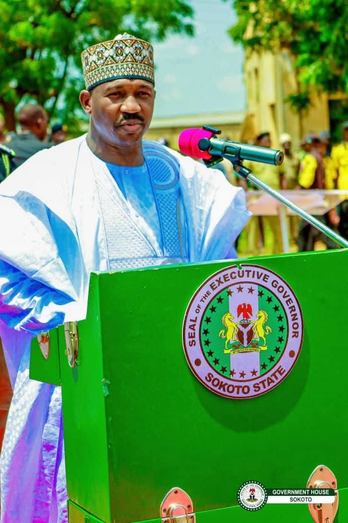 HBMayana_'s tweet image. SOKOTO STATE TRAINS FOREST GUARDS

In its efforts to eradicate insecurity in the state, the Sokoto State Government, under the visionary leadership of His Excellency, Governor Ahmed Aliyu Sokoto (@Ahmedaliyuskt), has trained Sokoto Forest Guards.

After the training, the Sokoto…