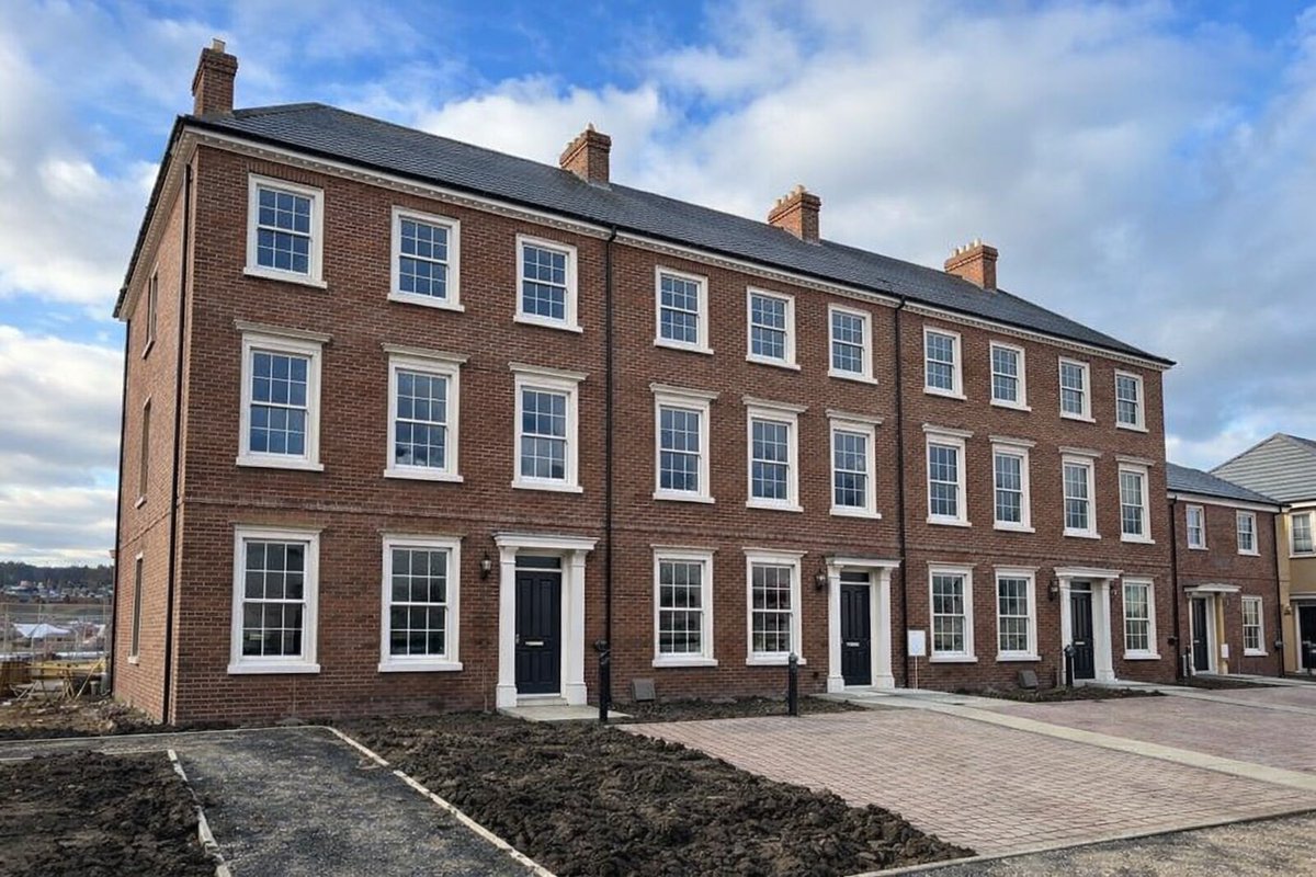 𝓢𝓪𝓶 tweet media