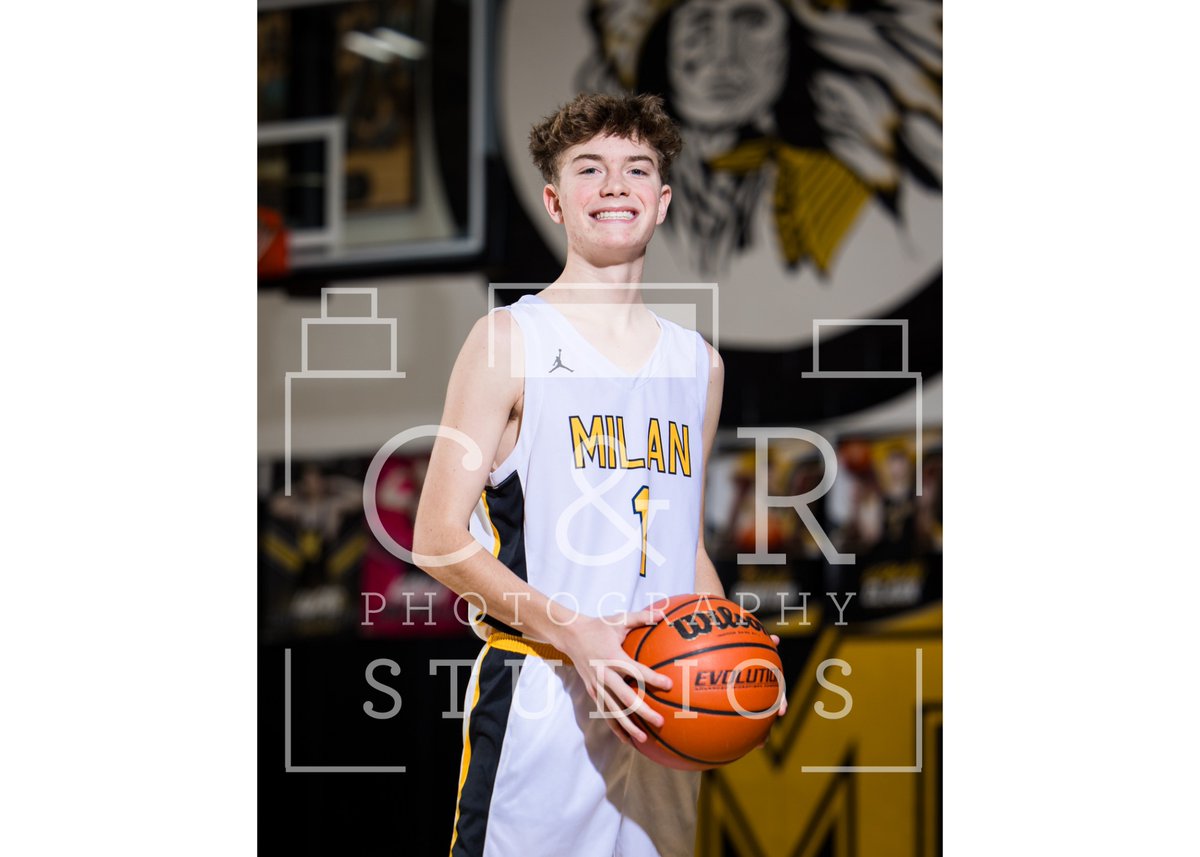 CRPhotoStudios's tweet photo. MHS Winter Sports - Day 2 🏀🏊🤼 https://t.co/rZ2l4L8HhC