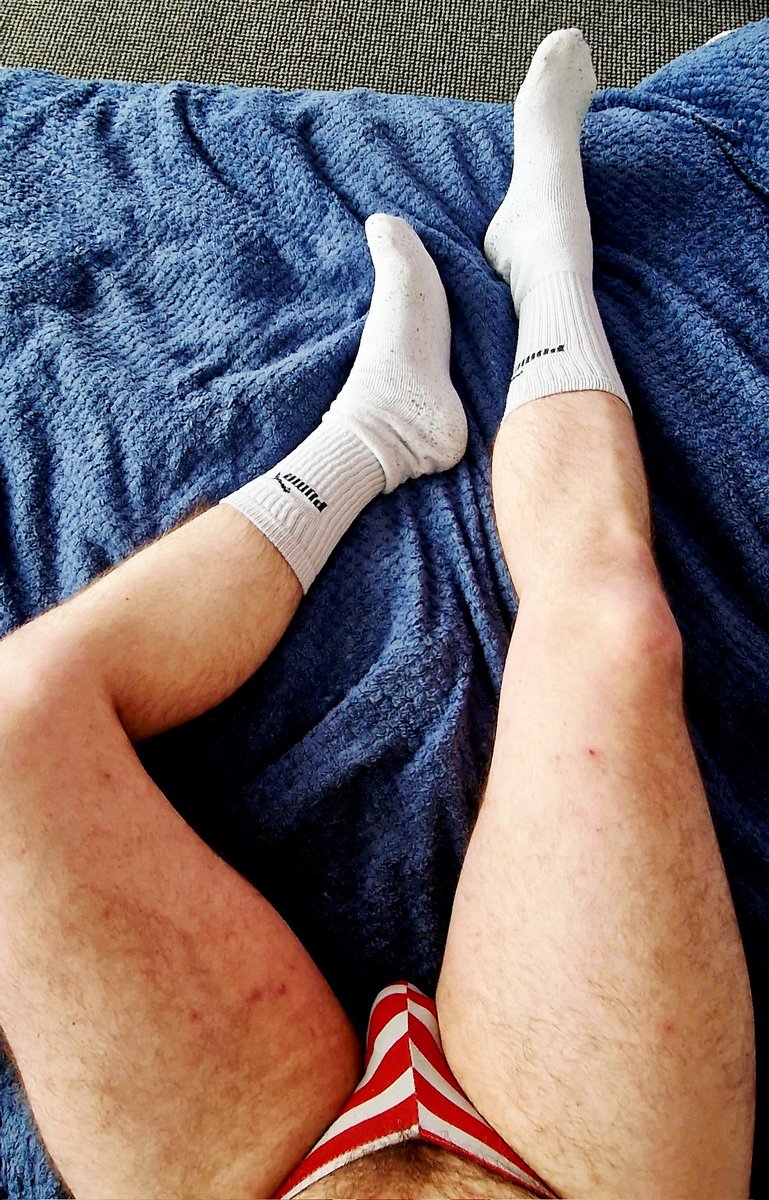 Do you like socks?
#cuck #cuckold #bull #gayuk #gaylondon #cuckoldgay #gaycuckold #gaycuck #gaybull #gayunderwear #gay #gayhole #gaycock #socks #whitesocks #feetِ