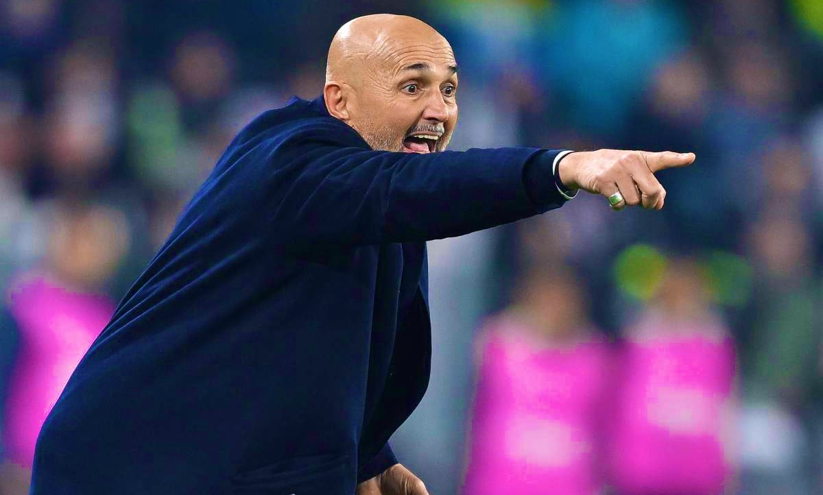 NicoSchira's tweet photo. #Spalletti esalta Weston #McKennie: “È un ragazzo incredbile: porta sempre a casa il duello personale con l’avversario, lo puoi mettere in più ruoli e lui con le sue capacità ci permette di cambiare assetto in questo periodo. Ha un po’ tutte le qualità per far bene ovunque” #Juve https://t.co/IYasNQmhOc