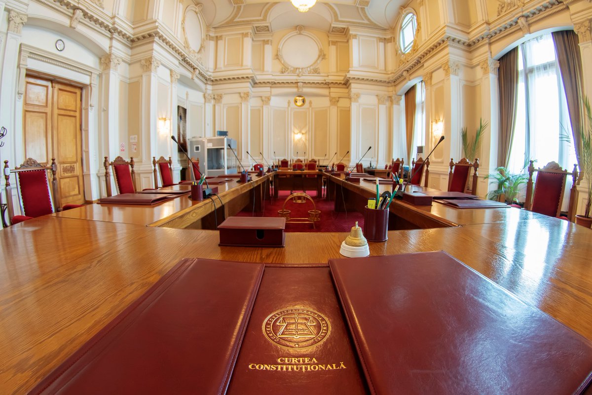 RRInternational's tweet image. Romania’s #Constitutional #Court (CCR) on Sunday is set to review the #challenge from the High Court of Cassation and Justice, which contested the government’s second project on #reforming the #magistrates’ #pension system. (1/6)