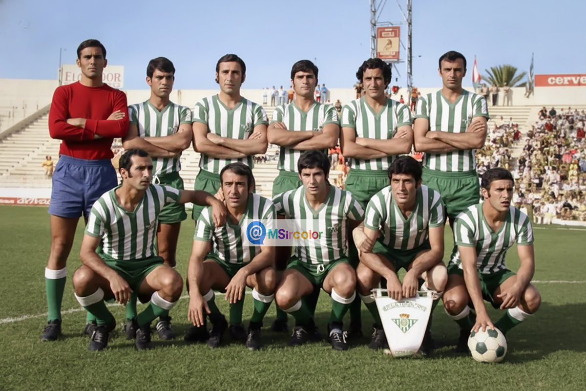 MSircolor's tweet photo. Foto coloreada del #RealBetis 72-73 en el estadio #BenitoVillamarín, #Campos #Mellado #Telechía #Biosca #González #Frigols;;#Macario #DelSol #López #Rogelio y #AntonioBenítez el entrenador era #FerencSzusza https://t.co/F6Q04XgJQq