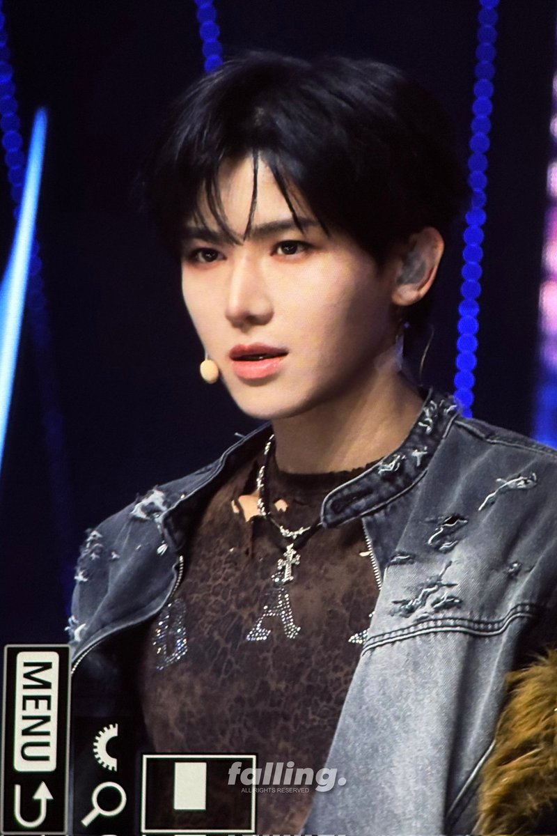 𝓯𝓪𝓵𝓵𝓲𝓷𝓰 tweet media