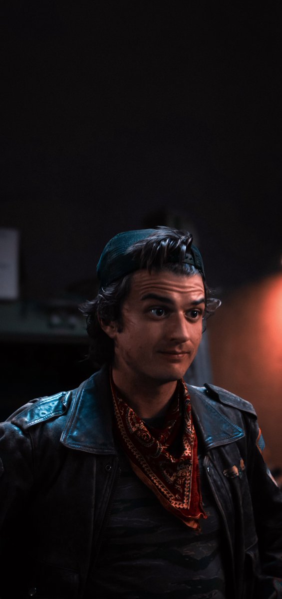 ItzVarun_____'s tweet photo. Steve Harrington Wallpapers!

#StrangerThings5 #StrangerThings https://t.co/f8RQqPFfOg