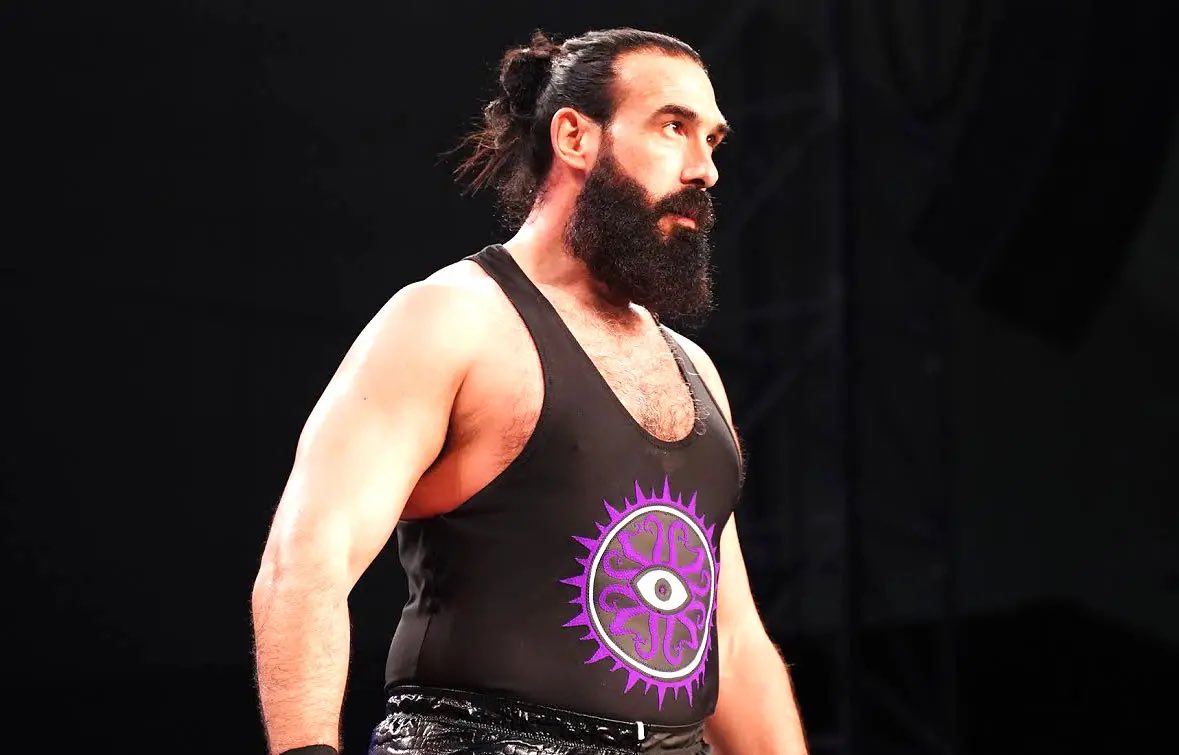 pwrestle_center's tweet photo. Five years since Brodie Lee's gone too soon. The Exalted One's promos still slap, his matches still hit. One hell of a father, one hell of a wrestler. Rest up. #BrodieLee #AEW https://t.co/TFL1Vjuxu6