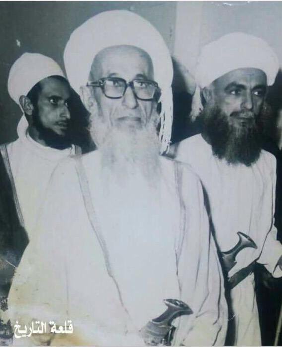 AladabAlibadhi's tweet image. واقْبل عُذرَ منِ اعتذَرَ إليك، وإيَّاكَ وسُوء الخُلُق فإنهُ يدعو إلى معاصي الله، وإذا ائْتُمِنتَ فلا تَخُنْ، وإذا حدَّثتَ فلا تكذِب، وإذا وعدتَ في طاعةِ اللهِ فلا تُخْلِف، واعلم أنّ كُفرَ النِّعمةِ لُؤم، وصُحبة الجاهلِ شُؤم

#الشيخ_ابراهيم_بن_سعيد_العبري