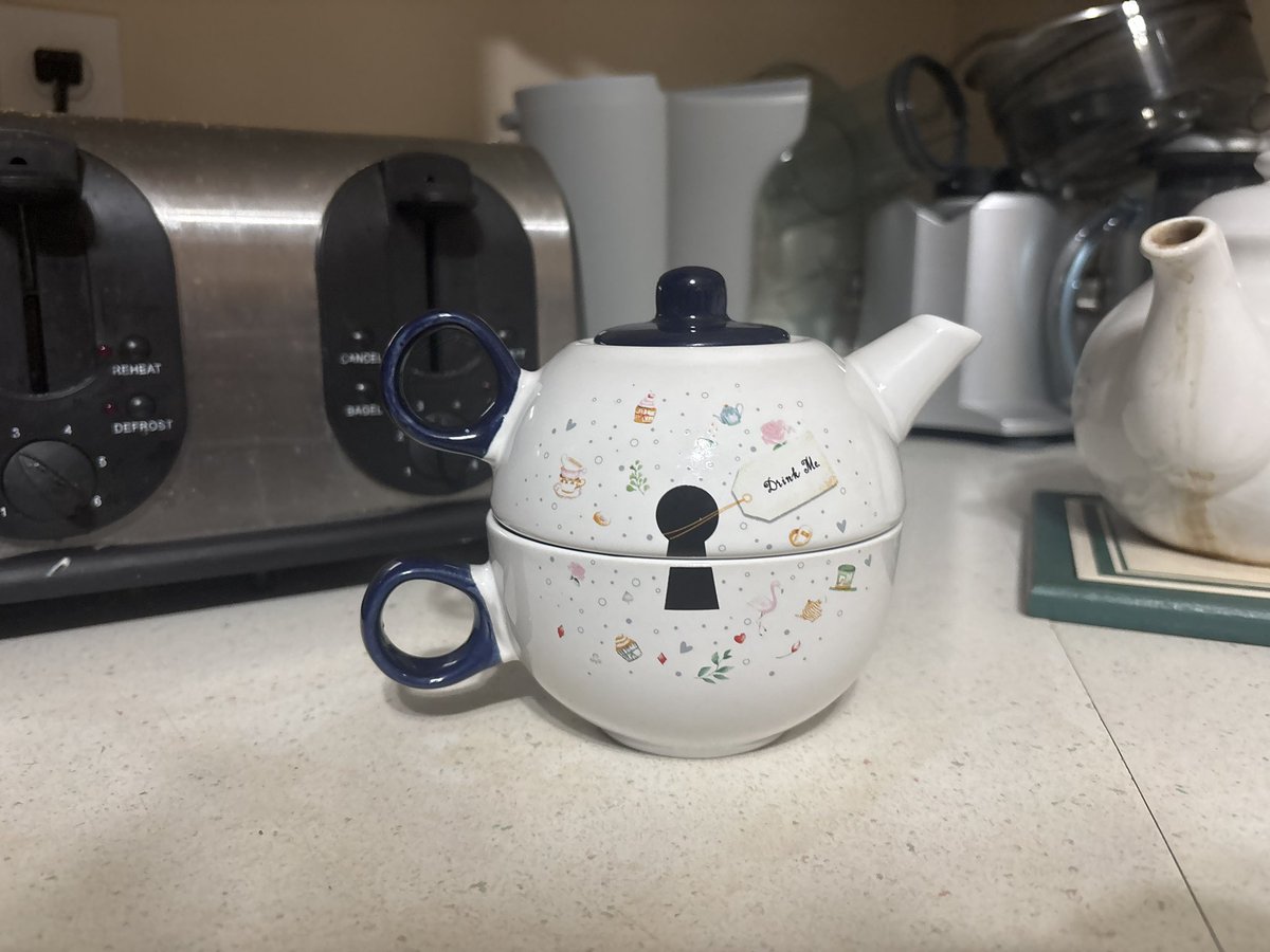 TwiceFatherless's tweet photo. @Cortsia My mums boyfriend got me a teaset and the exploding kittens game night ina box https://t.co/Qj1B3W02ap